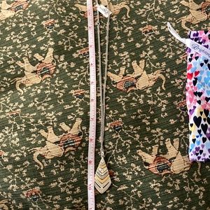 NWT Brighton Tapestry Kite Short necklace / pendant; 18-20 inch